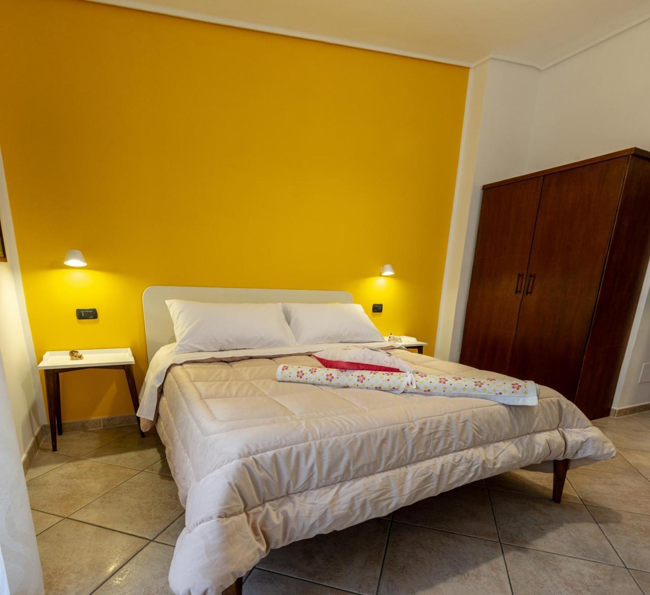 Ohana Bed And Breakfast Castellammare di Stabia Extérieur photo
